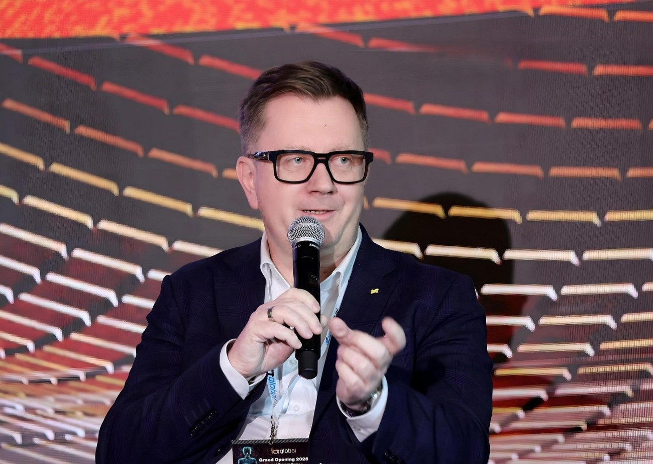 Takács Zoltán: Magyarországról el sem lehet képzelni, milyen tempóban működik az ázsiai és közel-keleti piac