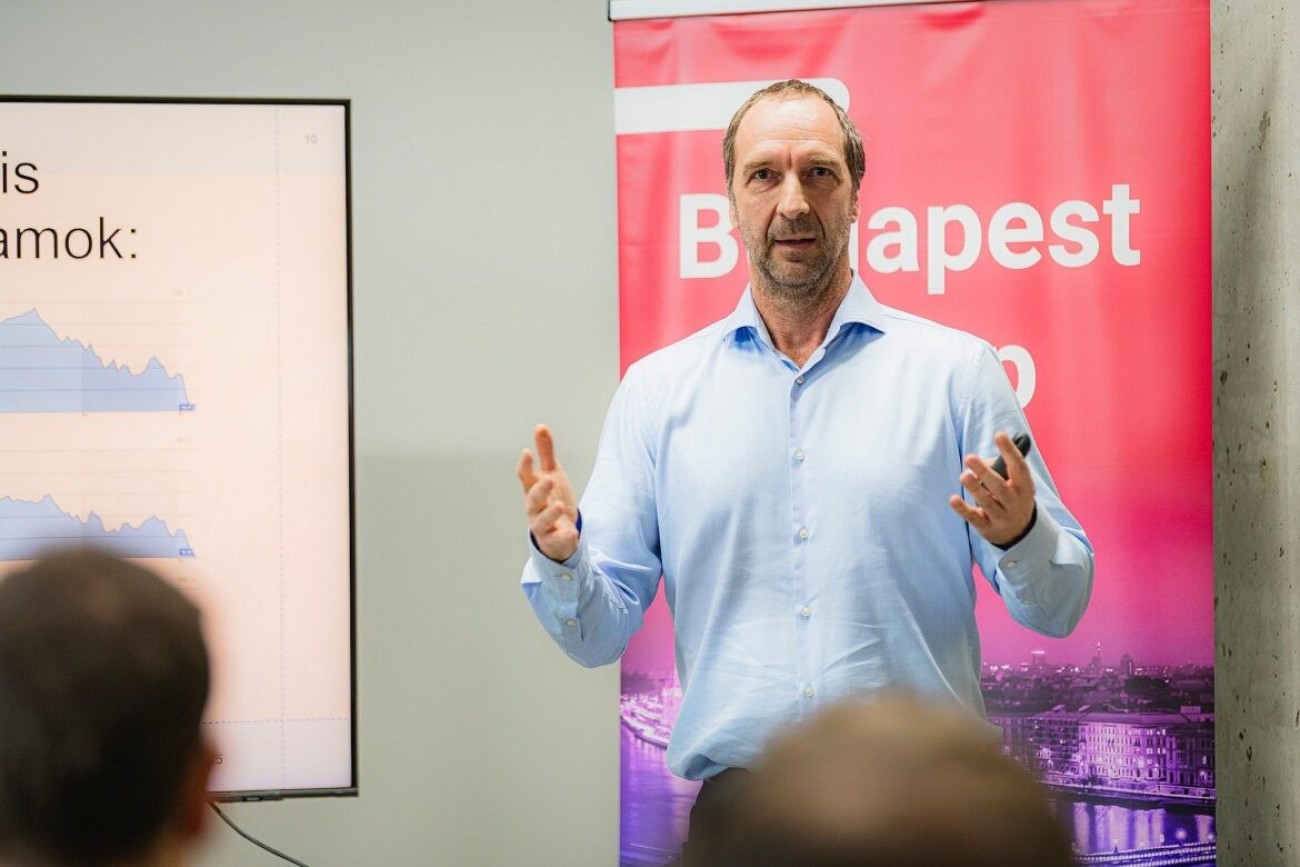 A magyar mellett a holland tőzsdét is célba vette az OXO Technologies Holding