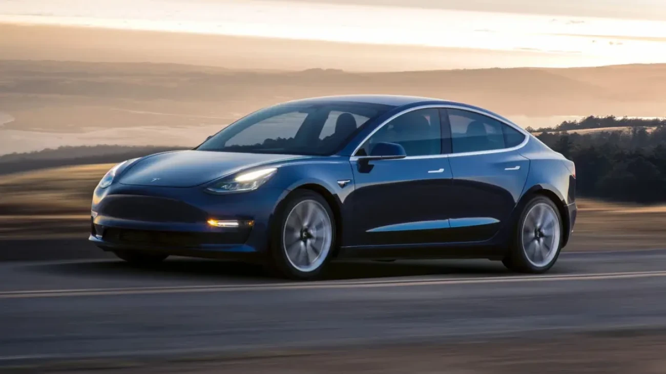 Rekordszámú elektromos autót adott át a Tesla